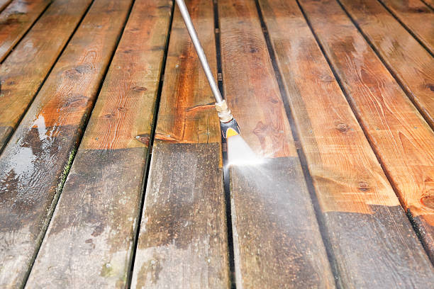 Best Sidewalk Pressure Washing  in Wakeman, OH